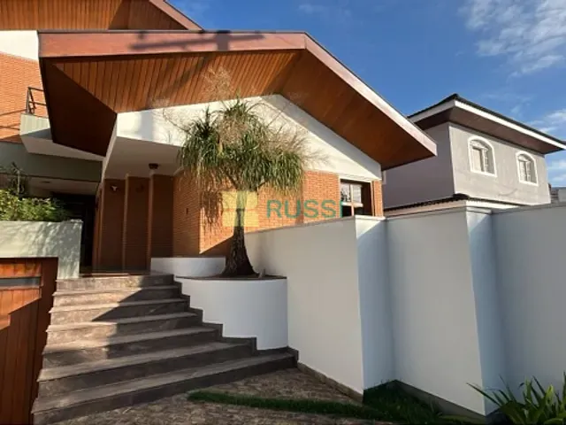 Casa com 360m² 4 quartos e 6 banheiros, à venda ou para alugar, no bairro Jardim das Colinas em São José dos Campos
