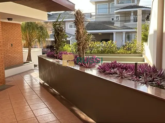 Casa com 360m² 4 quartos e 6 banheiros, à venda ou para alugar, no bairro Jardim das Colinas em São José dos Campos