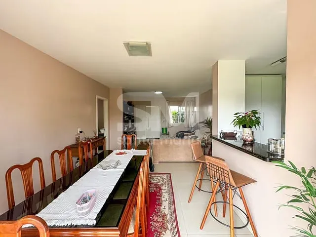 Casa com 384m² 3 quartos e 2 banheiros, à venda, no bairro Universitário em Chapecó