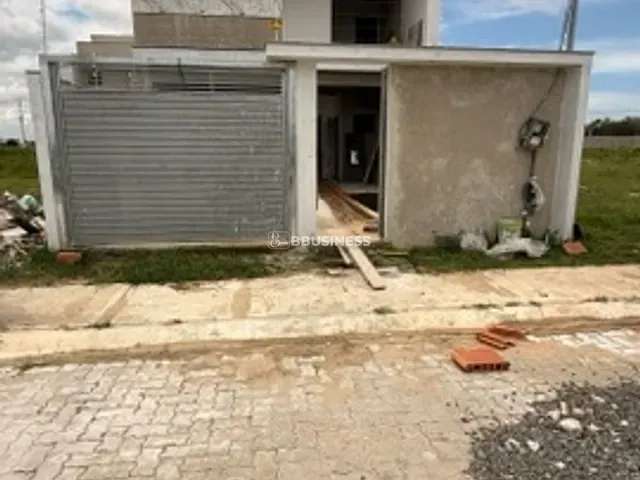 Casa 3 quartos e 3 banheiros, à venda, no bairro Cidade Jardim em Campos dos Goytacazes