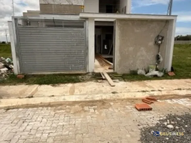 Casa 3 quartos e 3 banheiros, à venda, no bairro Cidade Jardim em Campos dos Goytacazes