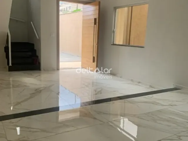 Casa 3 quartos e 3 banheiros, à venda, no bairro Rio Branco em Belo Horizonte