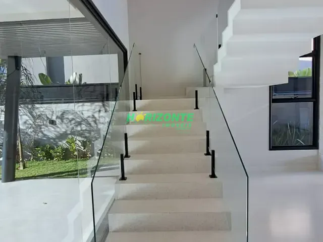 Casa com 535m² 4 quartos e 6 banheiros, à venda, no bairro urbanova em São José dos Campos