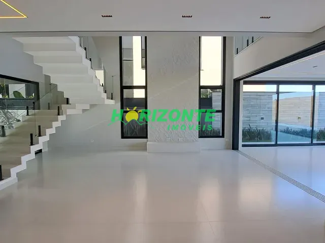Casa com 535m² 4 quartos e 6 banheiros, à venda, no bairro urbanova em São José dos Campos