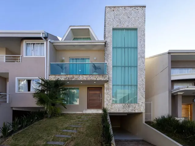 Casa com 200m² 3 quartos e 4 banheiros, à venda, no bairro Orleans em Curitiba