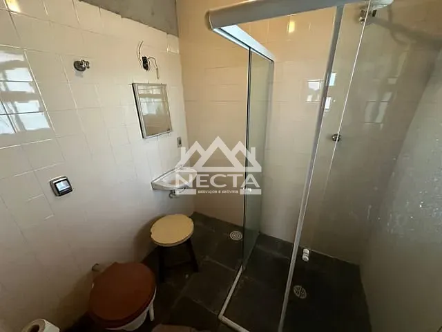Casa com 500m² 2 quartos e 3 banheiros, à venda, no bairro Praia das Palmeiras em Caraguatatuba