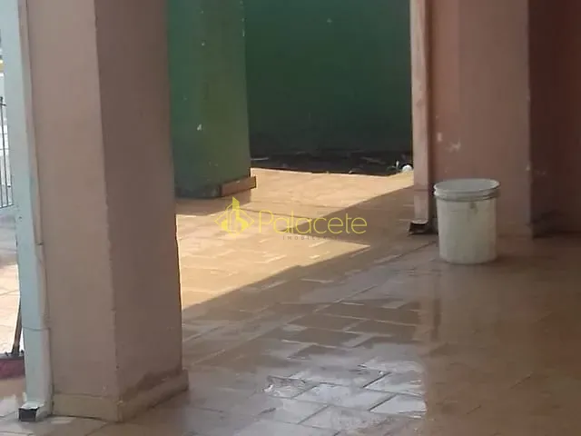 Casa com 260m² 2 quartos e 1 banheiro, à venda, no bairro Jardim Santa Luzia em Pindamonhangaba