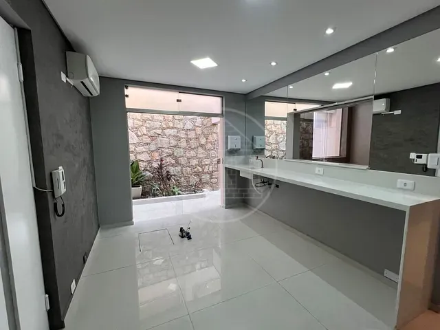 Casa com 150m², à venda ou para alugar, no bairro Mirandópolis em São Paulo
