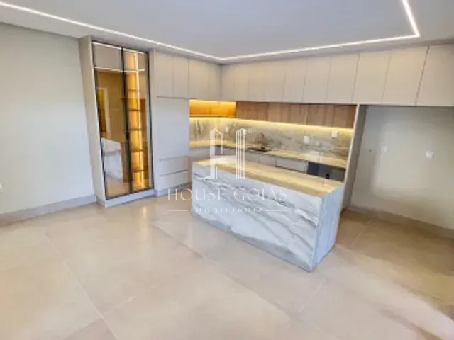 Casa com 378m² 4 quartos e 5 banheiros, à venda, no bairro Jardim Europa em Goiânia