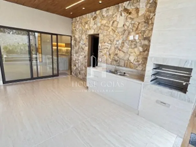 Casa com 378m² 4 quartos e 5 banheiros, à venda, no bairro Jardim Europa em Goiânia