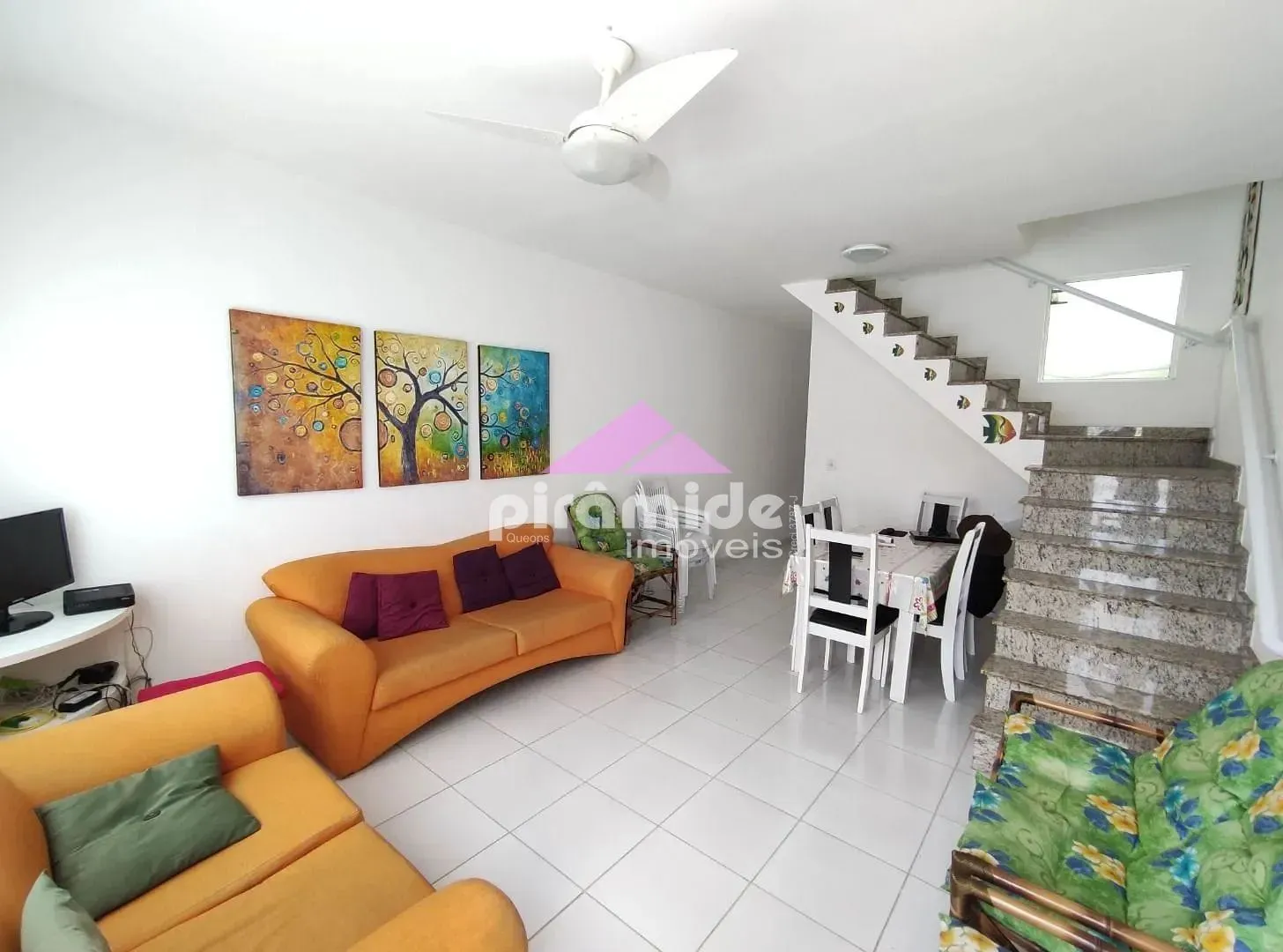 Casa, 3 quartos, 136 m² - Foto 1