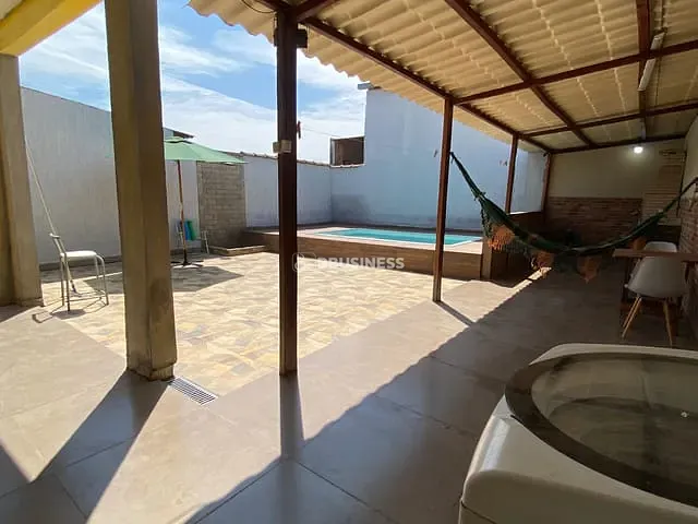 Casa 2 quartos e 1 banheiro, à venda, no bairro Santa Cruz em Rio de Janeiro