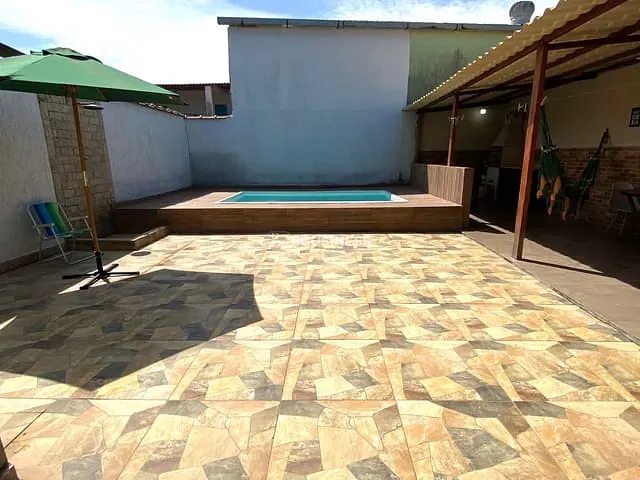 Casa 2 quartos e 1 banheiro, à venda, no bairro Santa Cruz em Rio de Janeiro