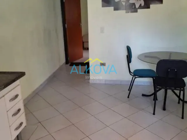 Casa com 500m² 4 quartos e 4 banheiros, à venda, no bairro Jardim das Indústrias em São José dos Campos
