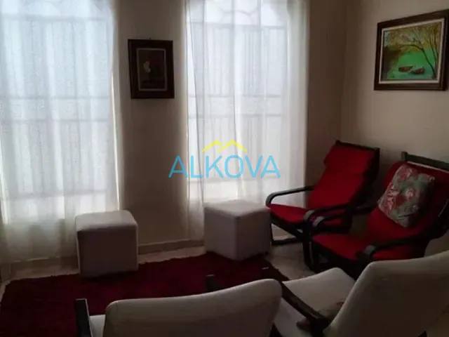 Casa com 500m² 4 quartos e 4 banheiros, à venda, no bairro Jardim das Indústrias em São José dos Campos