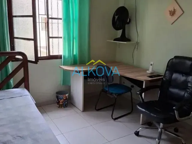 Casa com 500m² 4 quartos e 4 banheiros, à venda, no bairro Jardim das Indústrias em São José dos Campos