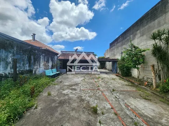 Casa com 620m² 5 quartos e 3 banheiros, à venda, no bairro Centro em Caraguatatuba