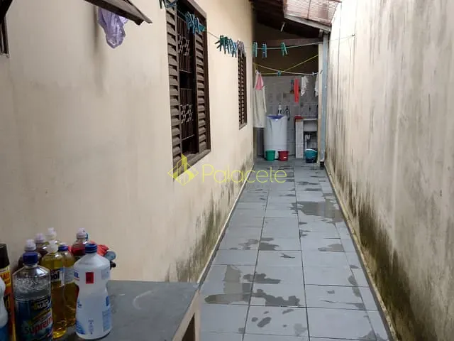 Casa com 125m² 2 quartos e 1 banheiro, à venda, no bairro Loteamento Residencial Andrade em Pindamonhangaba