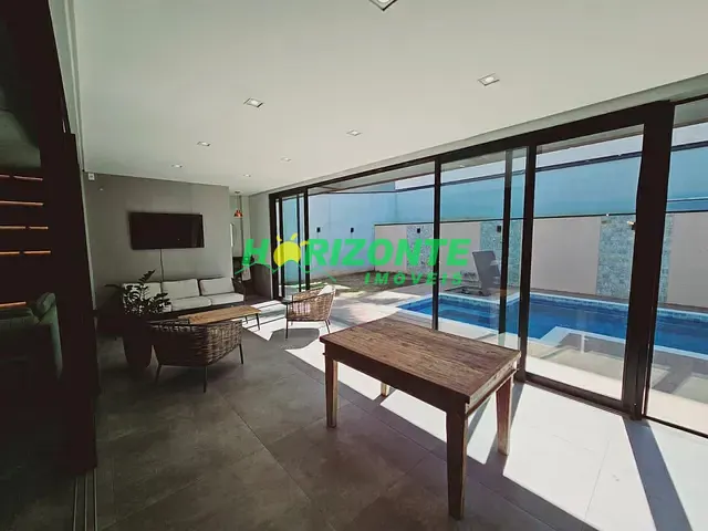 Casa com 496m² 5 quartos e 6 banheiros, à venda, no bairro urbanova em São José dos Campos