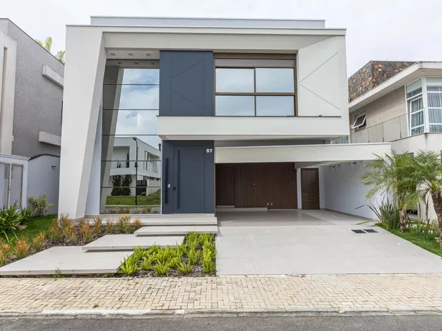 Casa 4 quartos e 3 banheiros, à venda, no bairro São Braz em Curitiba