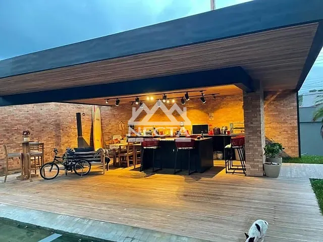 Casa com 664m² 3 quartos e 4 banheiros, à venda, no bairro Pontal da Cruz em São Sebastião