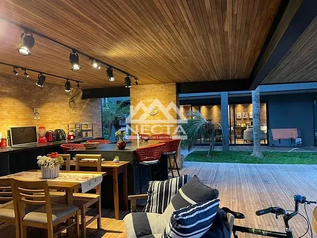 Casa com 664m² 3 quartos e 4 banheiros, à venda, no bairro Pontal da Cruz em São Sebastião