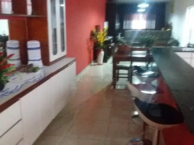 Casa com 125m² 1 quarto e 1 banheiro, à venda, no bairro Vila Bocaina em Mauá
