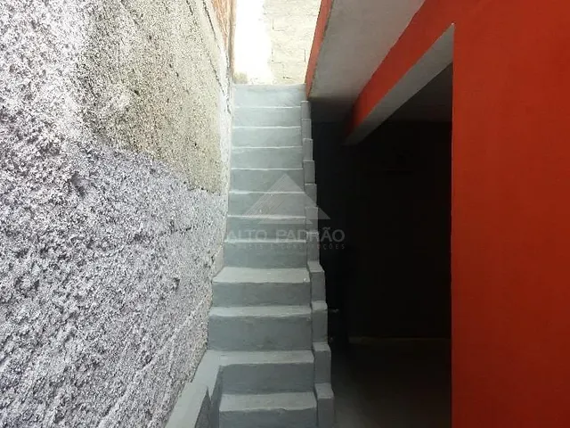 Casa com 125m² 1 quarto e 1 banheiro, à venda, no bairro Vila Bocaina em Mauá