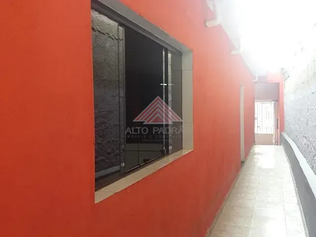 Casa com 125m² 1 quarto e 1 banheiro, à venda, no bairro Vila Bocaina em Mauá
