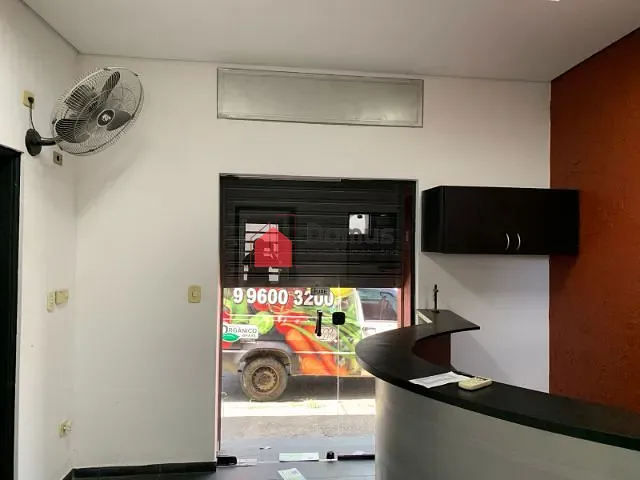 Casa com 1127m², para alugar, no bairro São Benedito em Guaratinguetá
