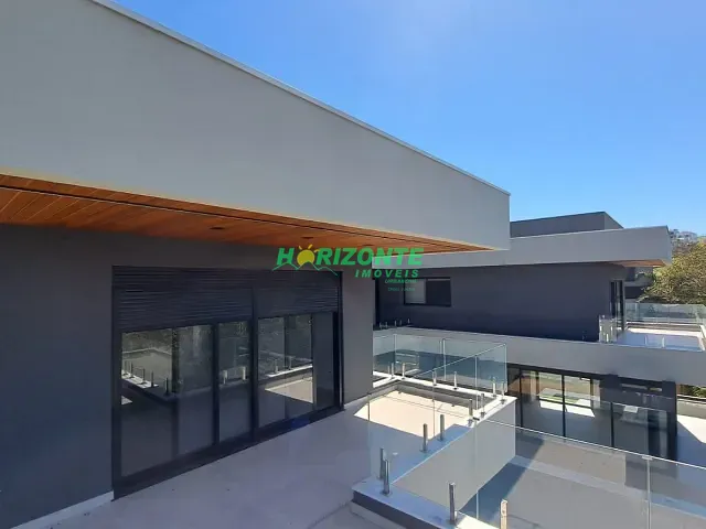 Casa com 955m² 5 quartos e 8 banheiros, à venda, no bairro urbanova em São José dos Campos