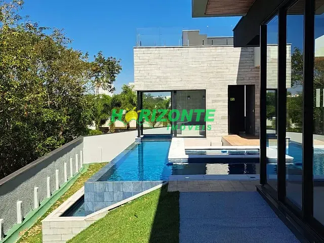 Casa com 955m² 5 quartos e 8 banheiros, à venda, no bairro urbanova em São José dos Campos