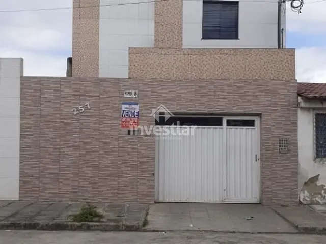 Casa 4 quartos e 3 banheiros, à venda, no bairro Presidente Médici em Campina Grande