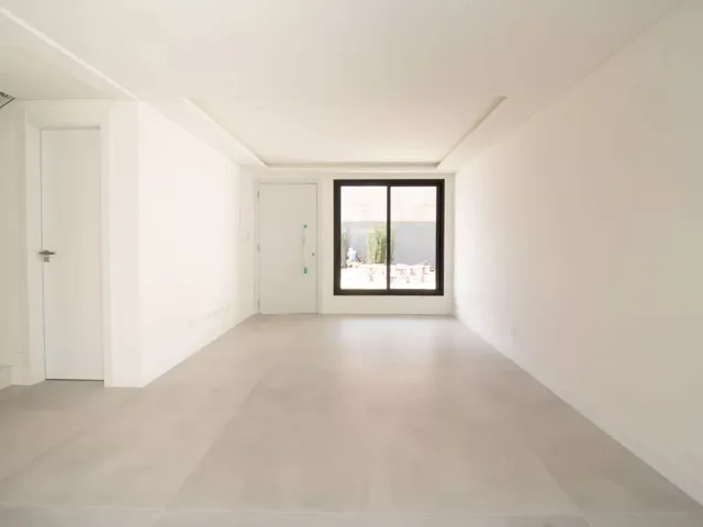 Casa 3 quartos e 3 banheiros, à venda, no bairro Santa Felicidade em Curitiba