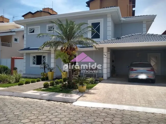 Casa com 790m² 4 quartos e 5 banheiros, à venda, no bairro Jardim Santa Maria em Jacareí