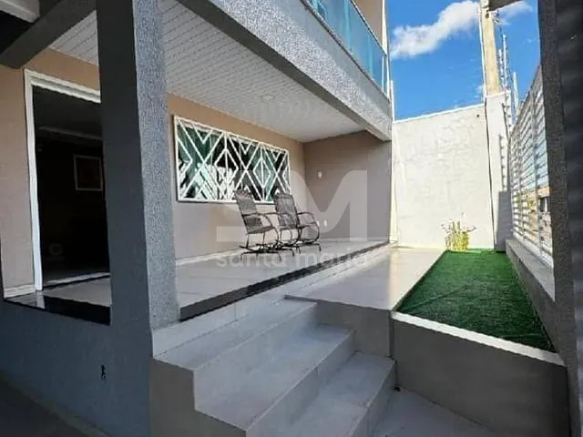 Casa com 240m² 5 quartos e 4 banheiros, à venda, no bairro Desbravador em Chapecó