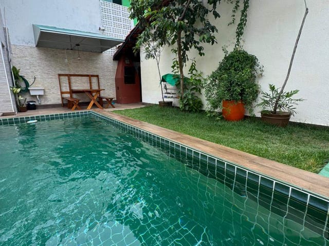 Casa com 200m² 3 quartos e 1 banheiro, à venda, no bairro Vila de Abrantes (Abrantes) em Camaçari