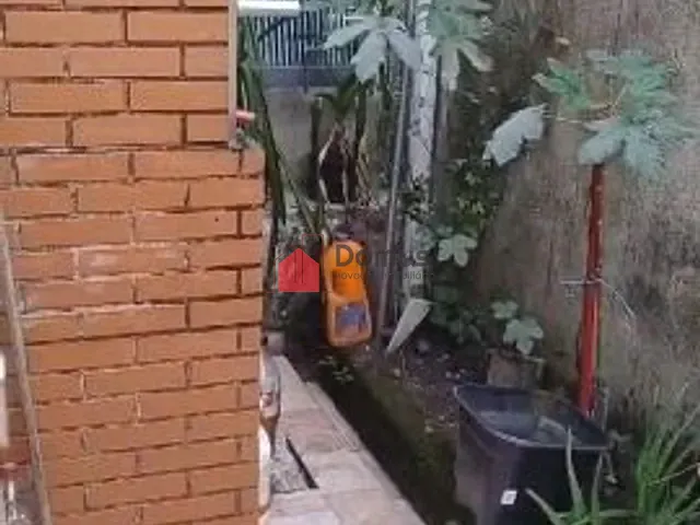 Casa com 125m² 3 quartos e 2 banheiros, à venda, no bairro Conjunto Residencial Araretama em Pindamonhangaba