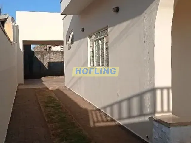 Casa com 300m² 2 quartos e 2 banheiros, à venda, no bairro Jardim Donângela em Rio Claro