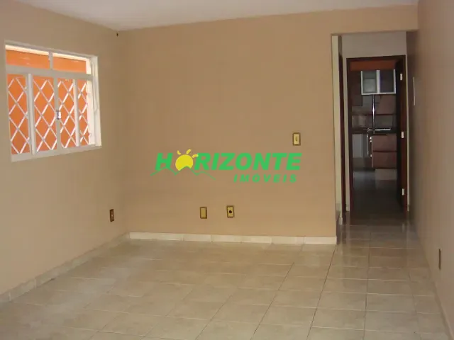 Casa com 125m² 3 quartos e 2 banheiros, à venda, no bairro Jardim das Indústrias em São José dos Campos