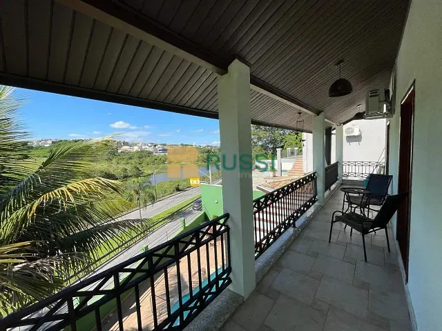 Casa com 864m² 3 quartos e 5 banheiros, à venda, no bairro Urbanova em São José dos Campos