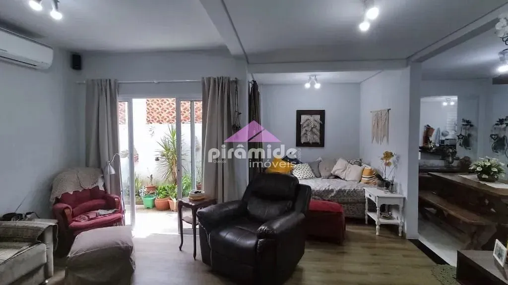 Casa, 3 quartos, 182 m² - Foto 2