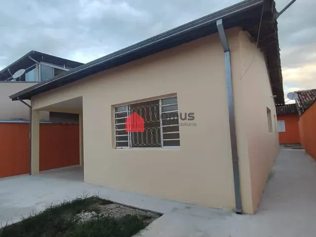 Casa com 264m² 3 quartos e 2 banheiros, à venda, no bairro Residencial Mantiqueira em Pindamonhangaba