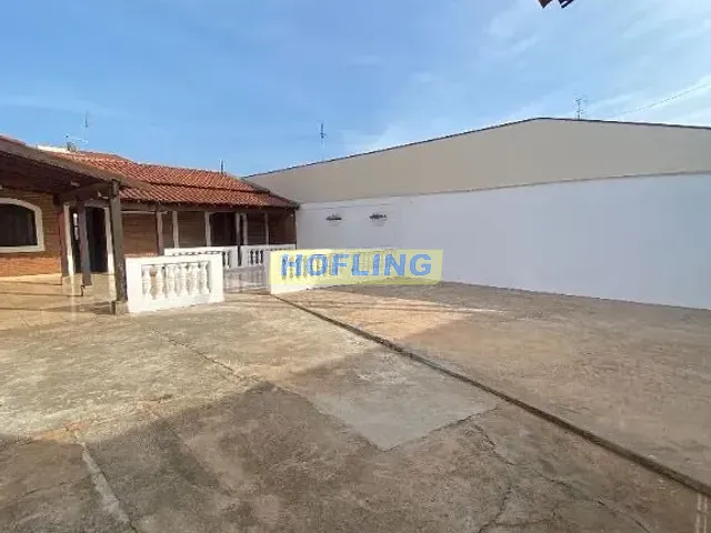 Casa com 250m² 2 quartos e 1 banheiro, à venda, no bairro Jardim Novo em Rio Claro