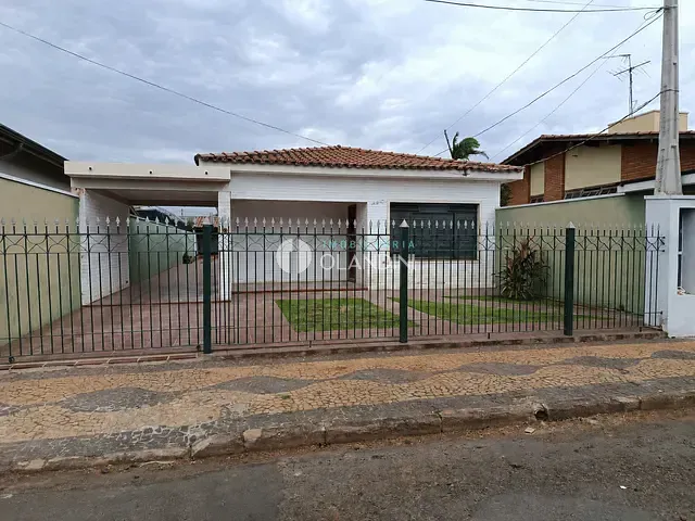 Casa com 444m² 4 quartos e 1 banheiro, para alugar, no bairro Centro em Artur Nogueira