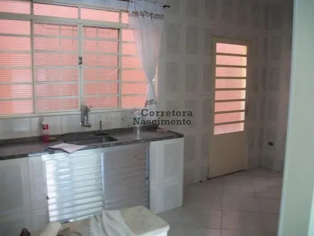 Casa com 290m² 3 quartos e 1 banheiro, à venda, no bairro Cidade Nova Jacareí em Jacareí