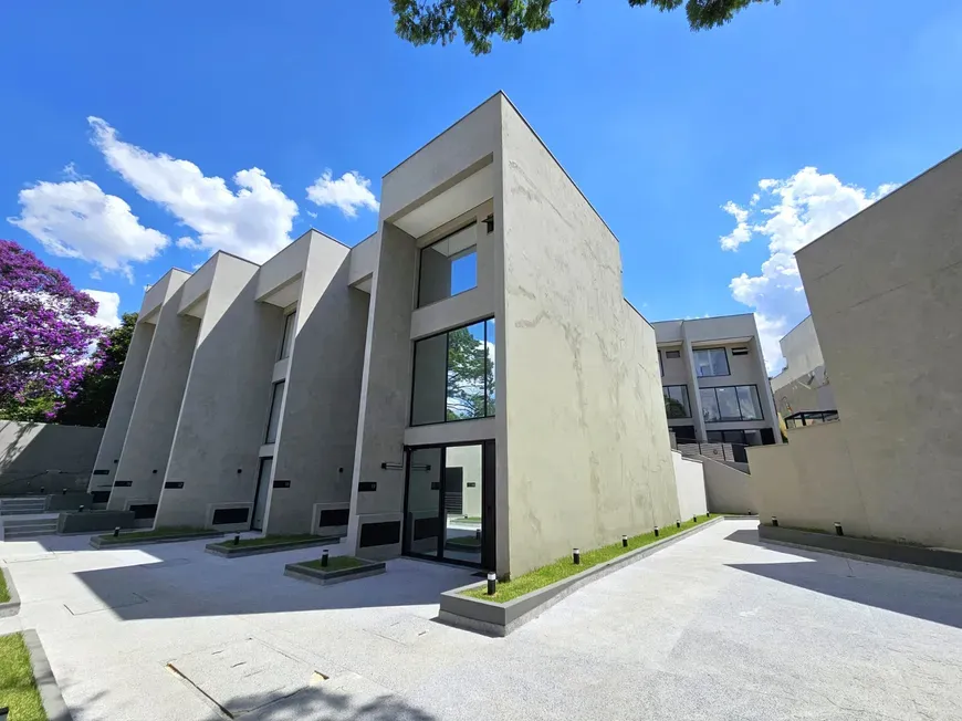 Casa no condomínio Gran Loft para venda com 3 quartos, sendo 2 suítes, 125m²