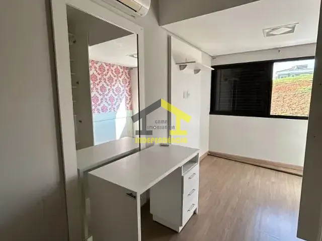 Casa com 507m² 4 quartos e 5 banheiros, à venda, no bairro Santa Cruz em Itatiba