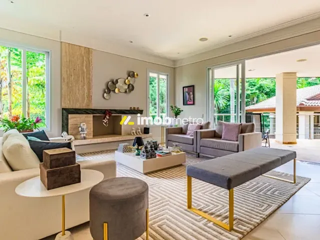 Casa com 1400m² 5 quartos e 8 banheiros, à venda ou para alugar, no bairro Alphaville em Campinas