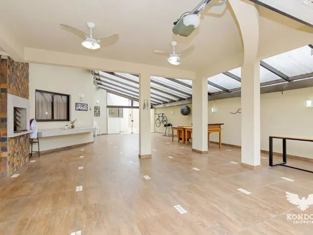 Casa com 647m² 5 quartos e 7 banheiros, à venda, no bairro Pineville em Pinhais